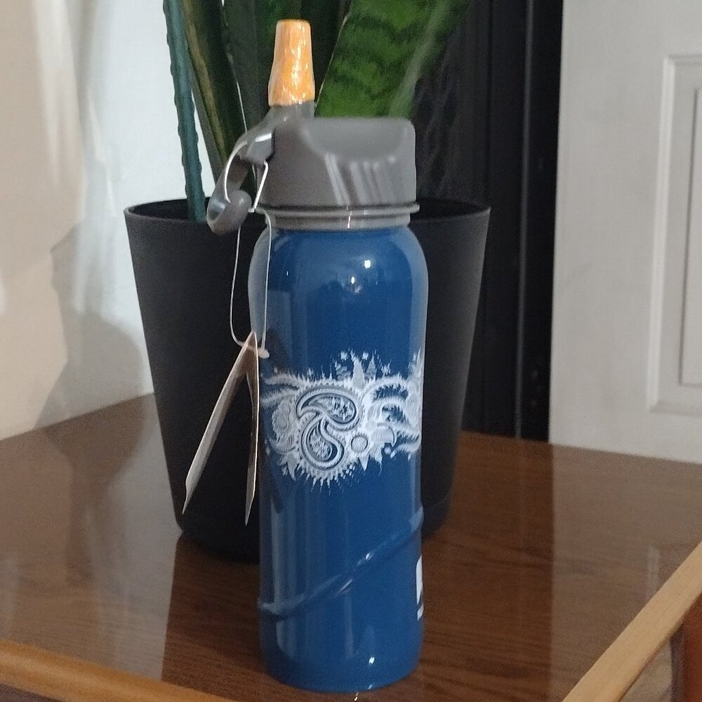 Nathan Steel 700 ml Flip Straw Bottle NWT